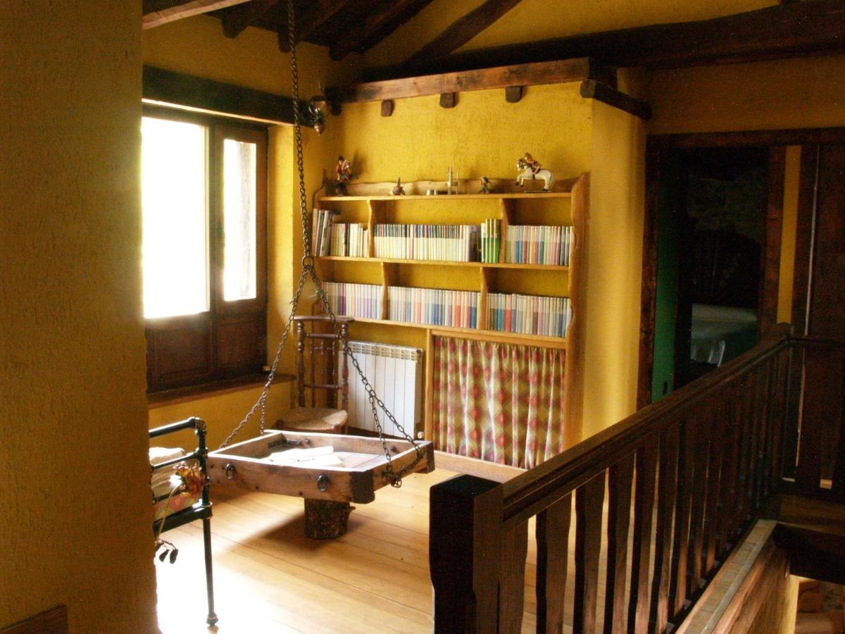 Casa Rural La Catedral De La Montana Affittacamere Lois Esterno foto