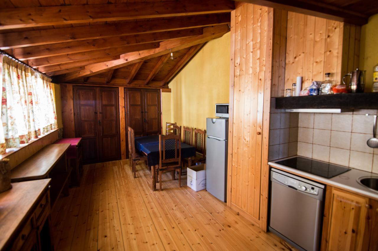 Casa Rural La Catedral De La Montana Affittacamere Lois Esterno foto