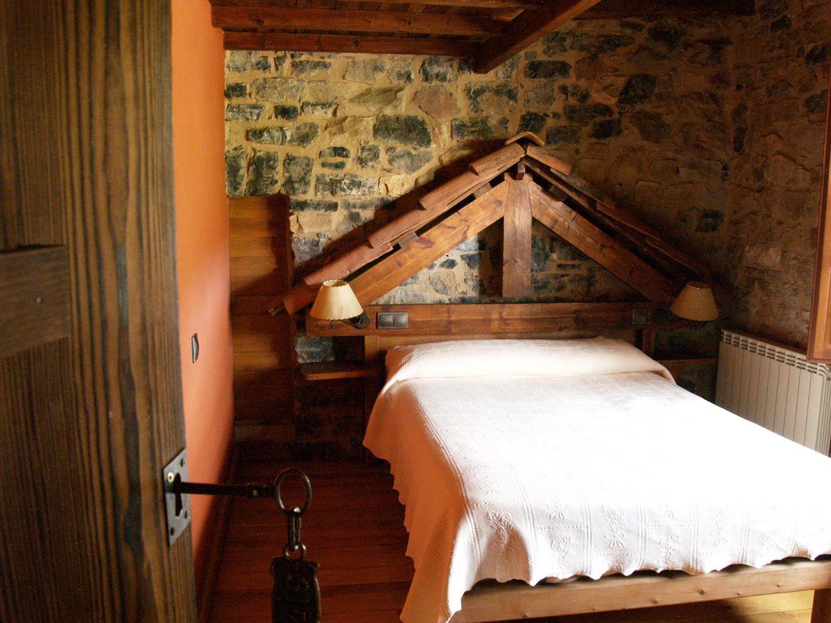 Casa Rural La Catedral De La Montana Affittacamere Lois Esterno foto